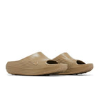 Nike ReactX Rejuven8 Slide Khaki – lifestyle foto | Purekickz