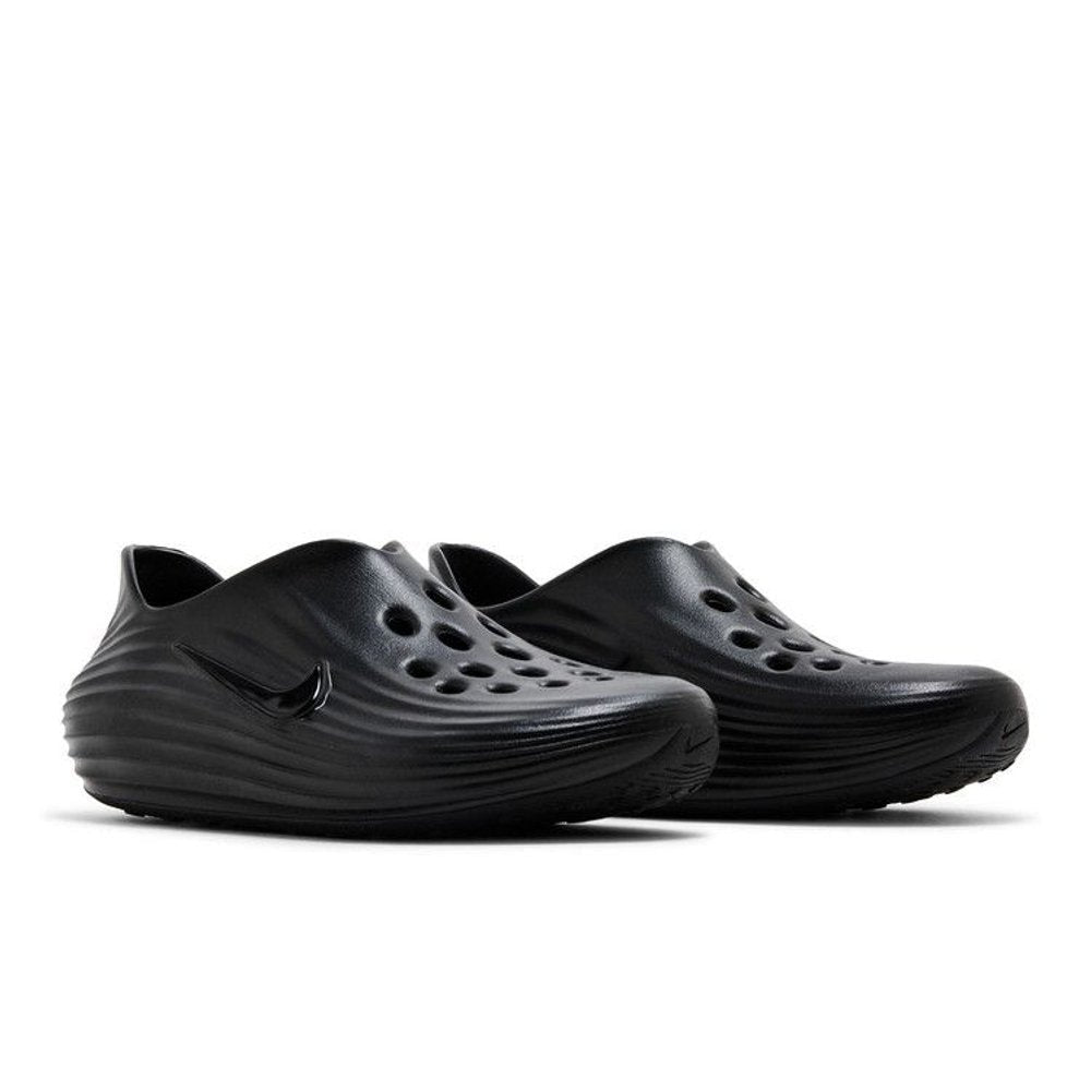 Nike ReactX Rejuven8 Triple Black – lifestyle foto | Purekickz