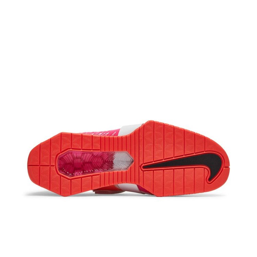 Nike Romaleos 4 SE White Bright Crimson Pink – zadní pohled | Purekickz