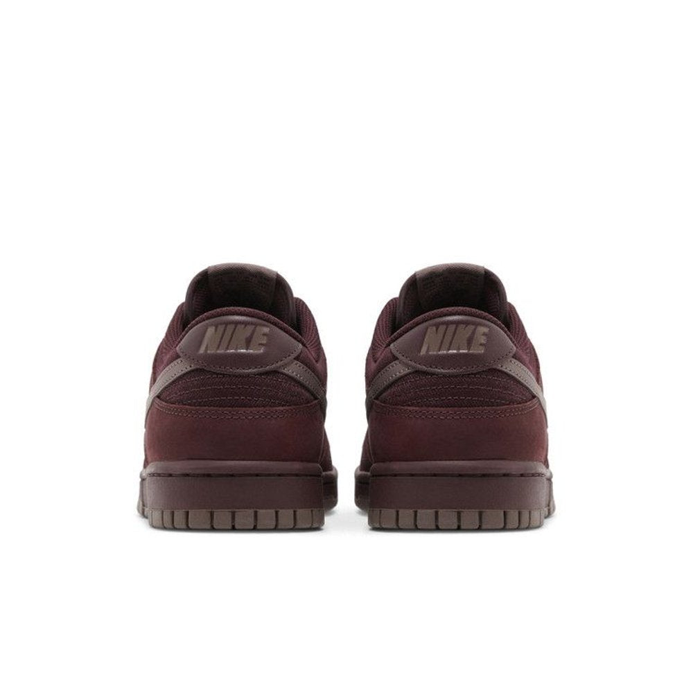 Nike SB Dunk Low City Of Love Burgundy Crush – podrážka | Purekickz