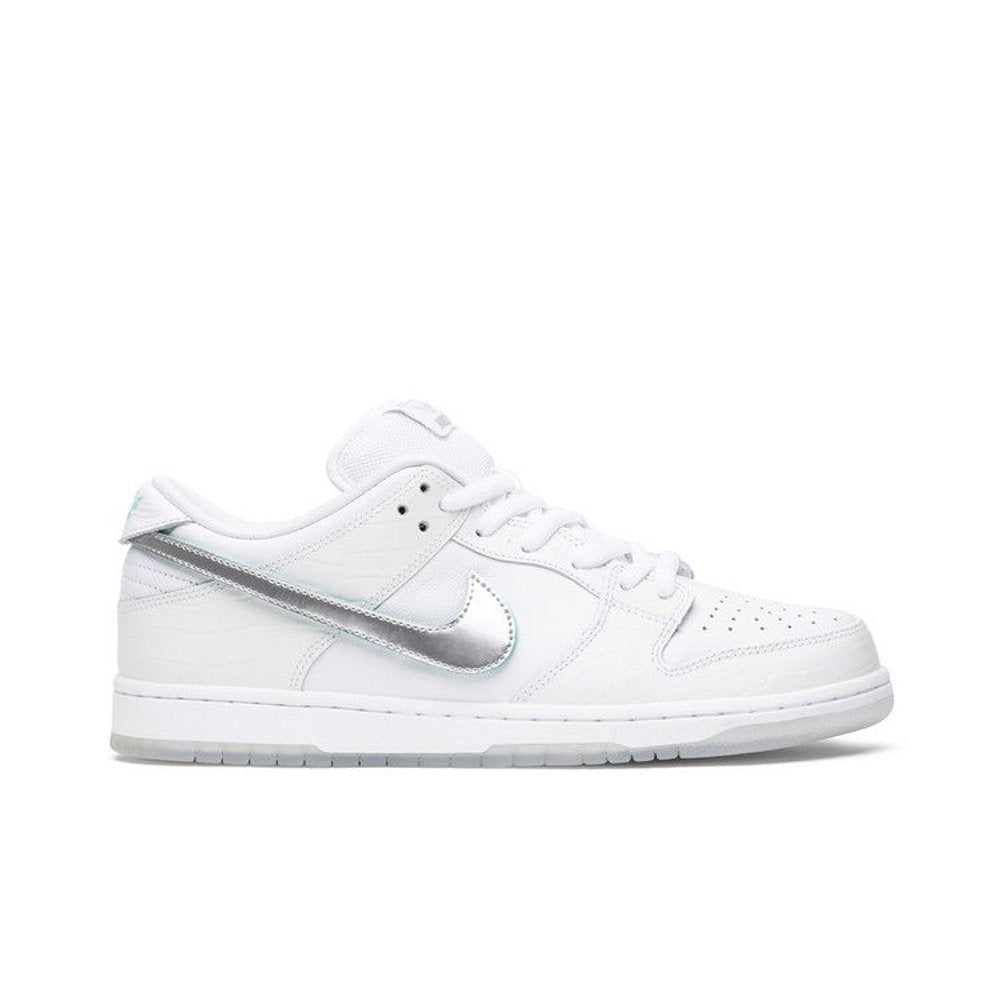 Nike SB Dunk Low Diamond Supply Co. White Diamond – boční pohled | Purekickz