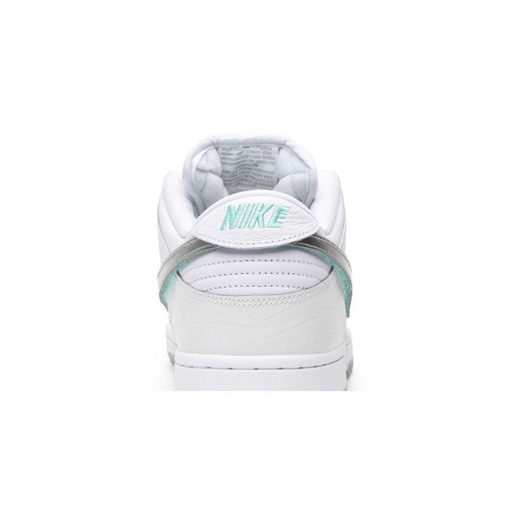 Nike SB Dunk Low Diamond Supply Co. White Diamond – detail materiálu | Purekickz