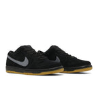Nike SB Dunk Low Fog – lifestyle foto | Purekickz
