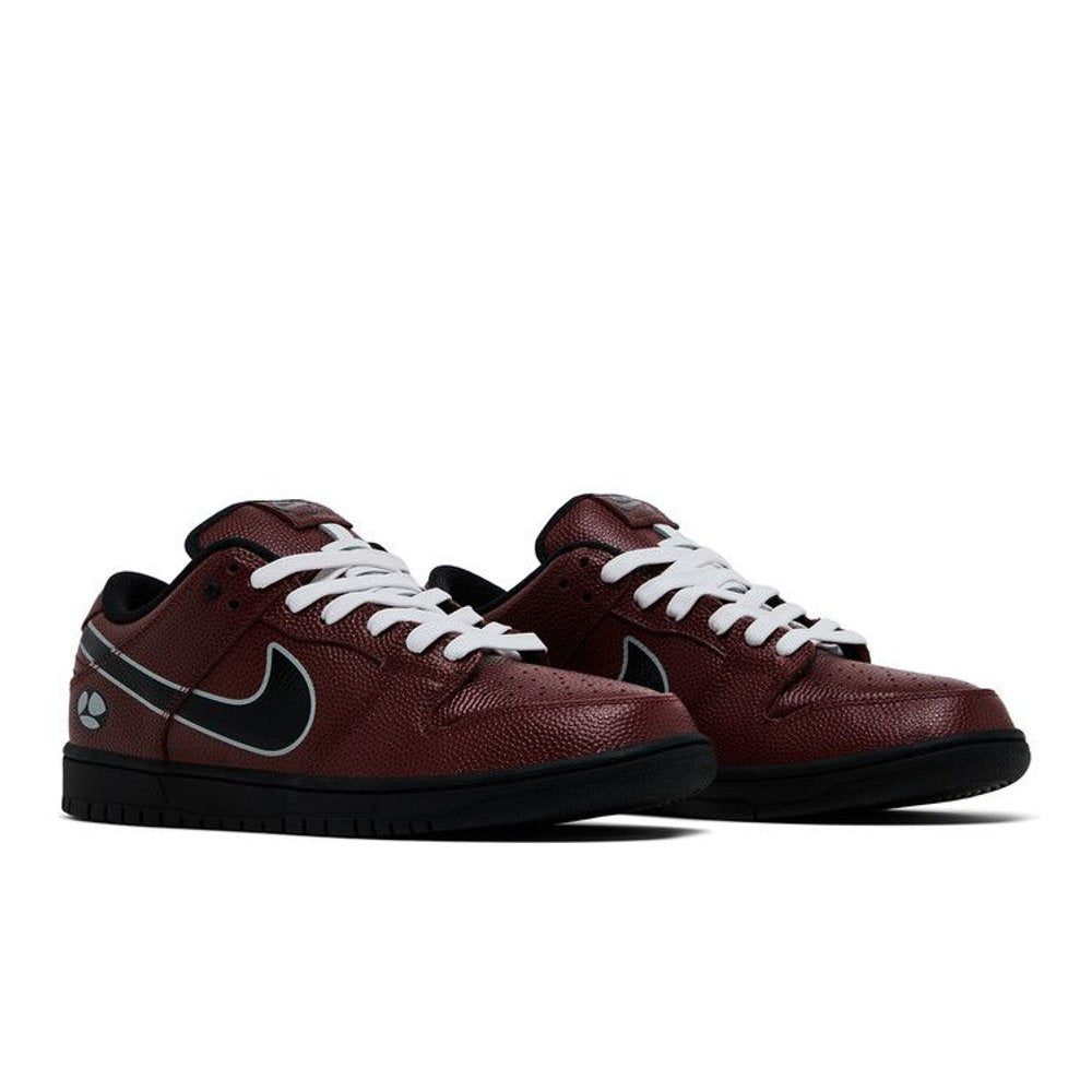 Nike SB Dunk Low Limosine Skateboards – lifestyle foto | Purekickz