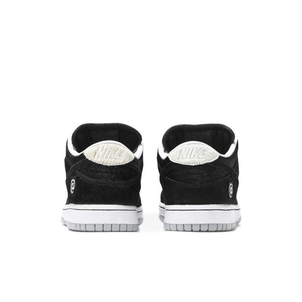 Nike SB Dunk Low Medicom Toy (2020) – podrážka | Purekickz