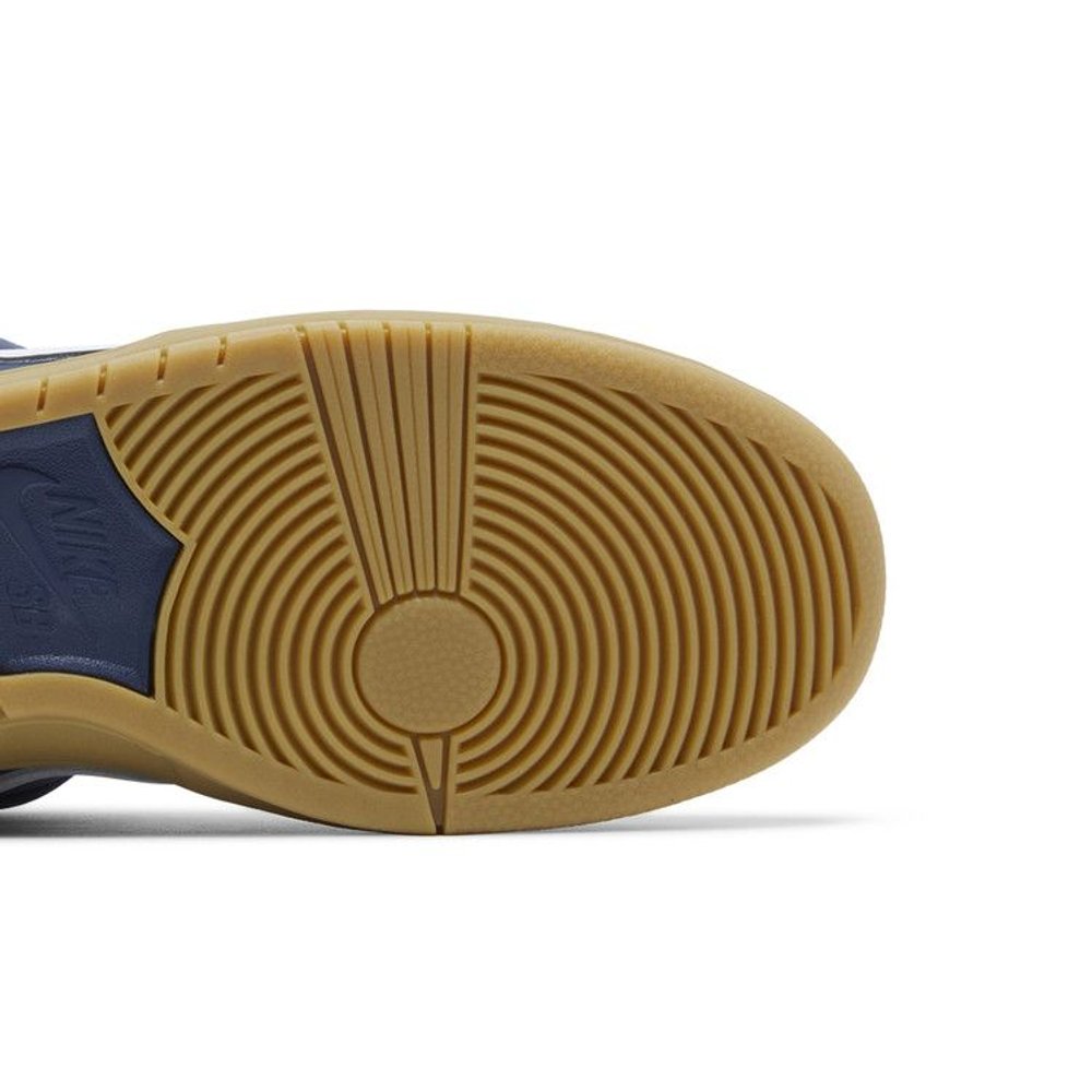 Nike SB Dunk Low Navy Gum – pohled shora | Purekickz