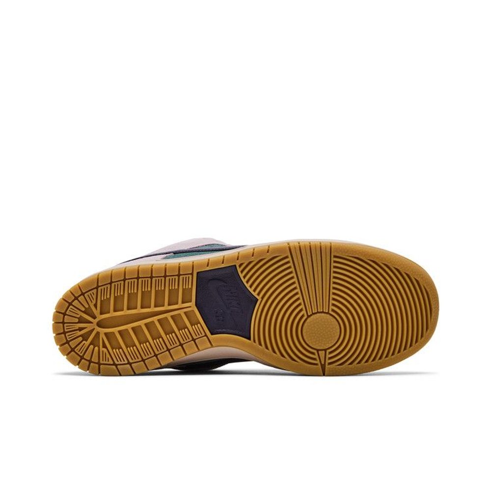 Nike SB Dunk Low Pro Mineral Slate – zadní pohled | Purekickz
