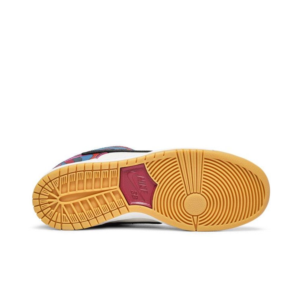 Nike SB Dunk Low Pro Parra Abstract Art (2021) – zadní pohled | Purekickz