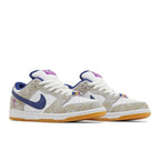 Nike SB Dunk Low Rayssa Leal – lifestyle foto | Purekickz