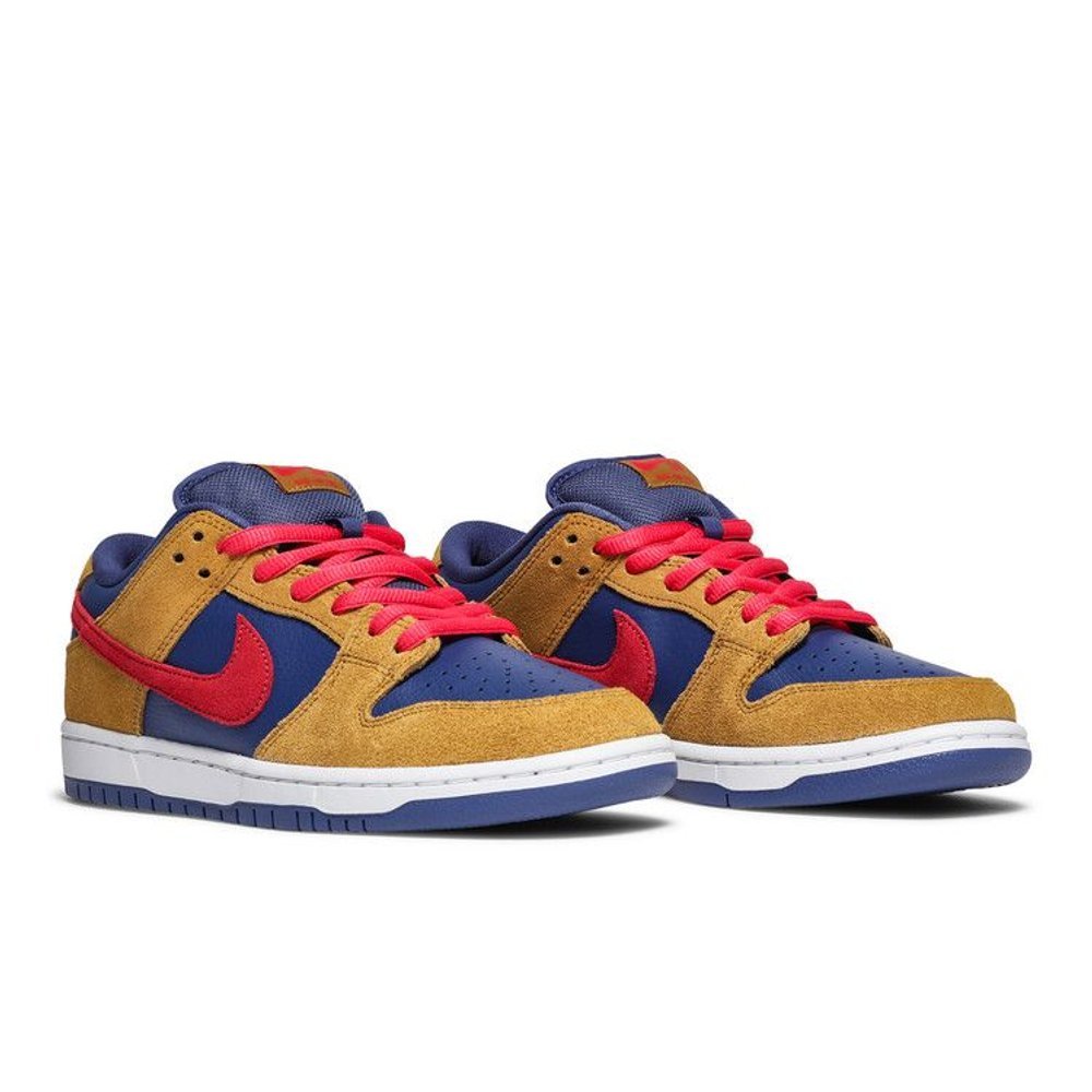 Nike SB Dunk Low Reverse Papa Bear – lifestyle foto | Purekickz