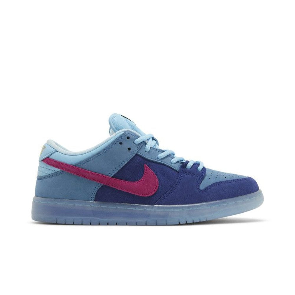 Nike SB Dunk Low Run The Jewels – boční pohled | Purekickz