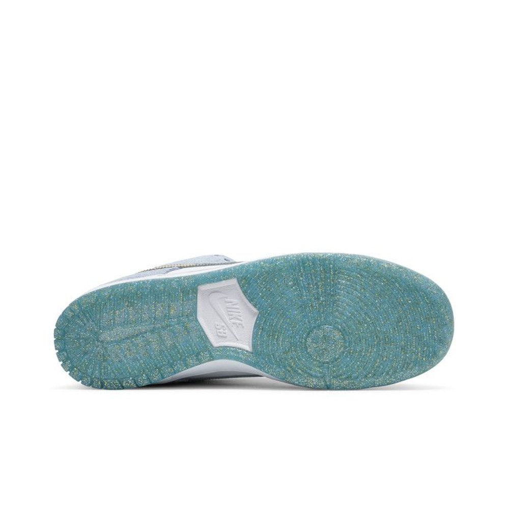 Nike SB Dunk Low Sean Cliver – zadní pohled | Purekickz
