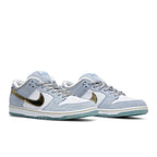 Nike SB Dunk Low Sean Cliver – lifestyle foto | Purekickz