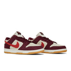 Nike SB Dunk Low Skate Like a Girl – lifestyle foto | Purekickz
