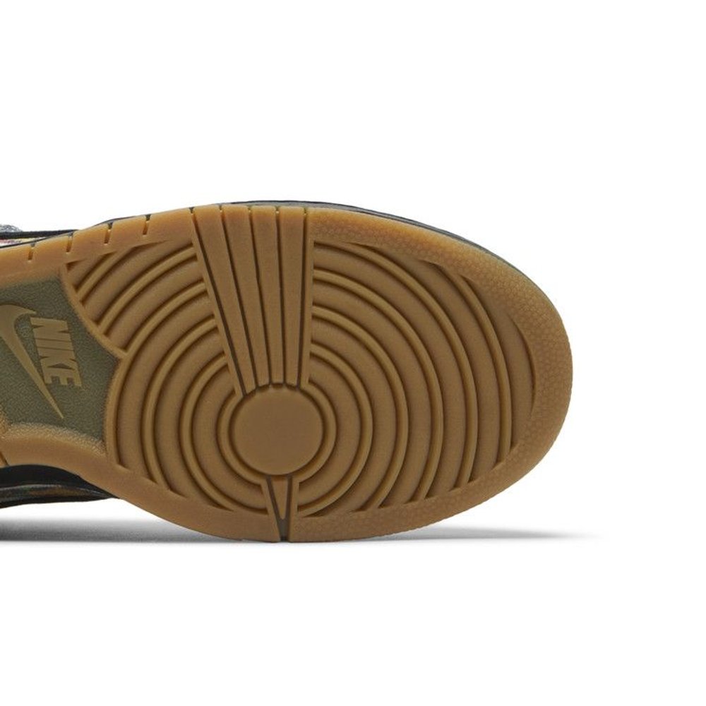 Nike SB Dunk Low Supreme Rammellzee – pohled shora | Purekickz