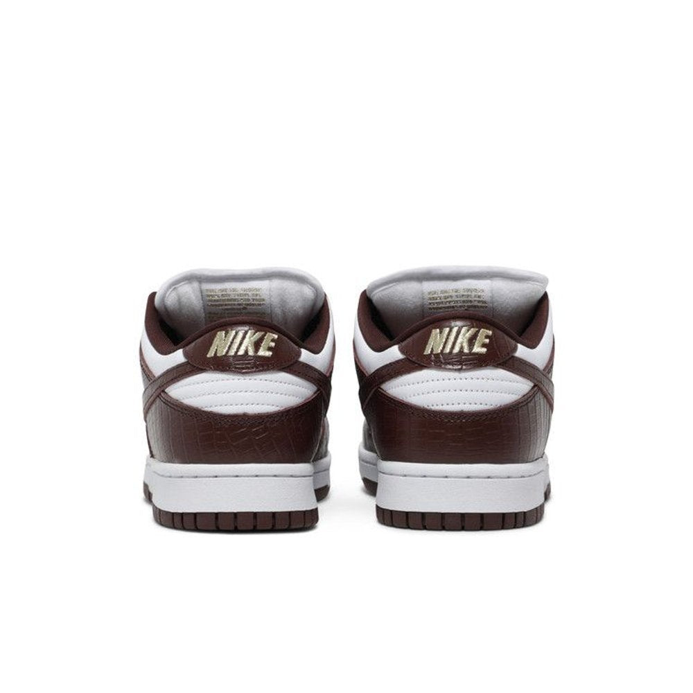Nike SB Dunk Low Supreme Stars Barkroot Brown (2021) – podrážka | Purekickz