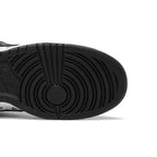 Nike SB Dunk Low Supreme Stars Black (2021) – pohled shora | Purekickz