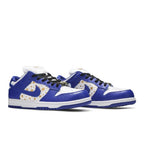 Nike SB Dunk Low Supreme Stars Hyper Royal (2021) – lifestyle foto | Purekickz