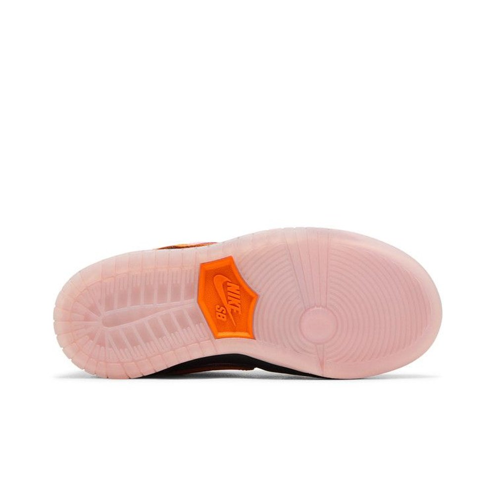 Nike SB Dunk Low The Powerpuff Girls Blossom (PS) – zadní pohled | Purekickz