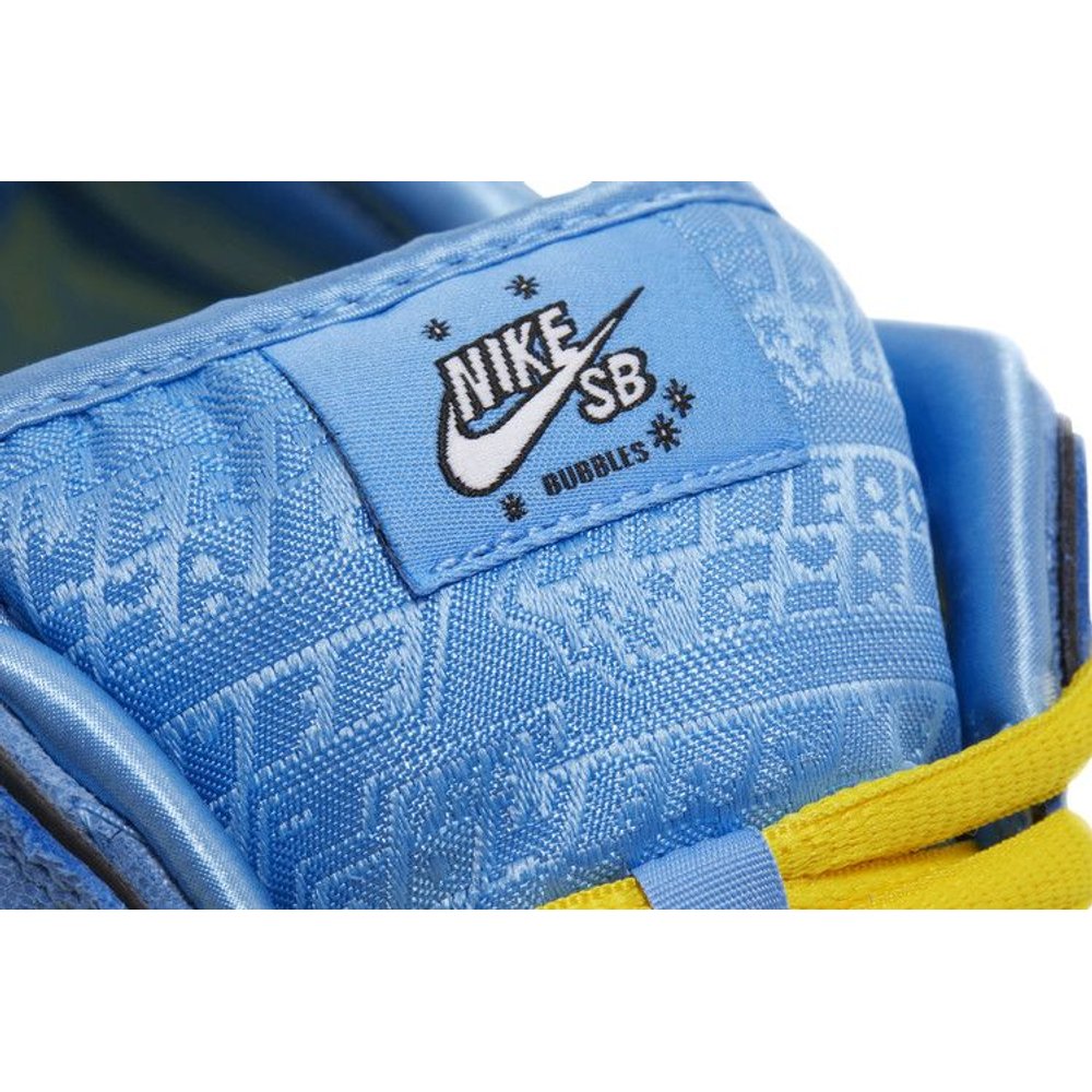 Nike SB Dunk Low The Powerpuff Girls Bubbles