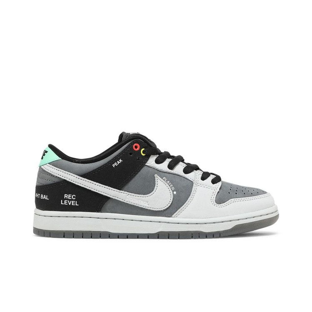 Nike SB Dunk Low VX1000 – boční pohled | Purekickz