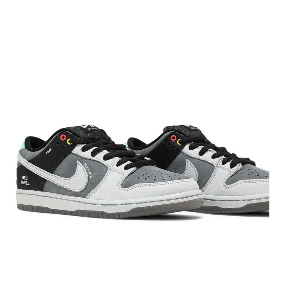Nike SB Dunk Low VX1000 – lifestyle foto | Purekickz