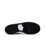 Nike SB Dunk Low White Black – zadní pohled | Purekickz