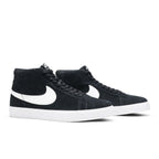 Nike SB Zoom Blazer Mid Black White – lifestyle foto | Purekickz