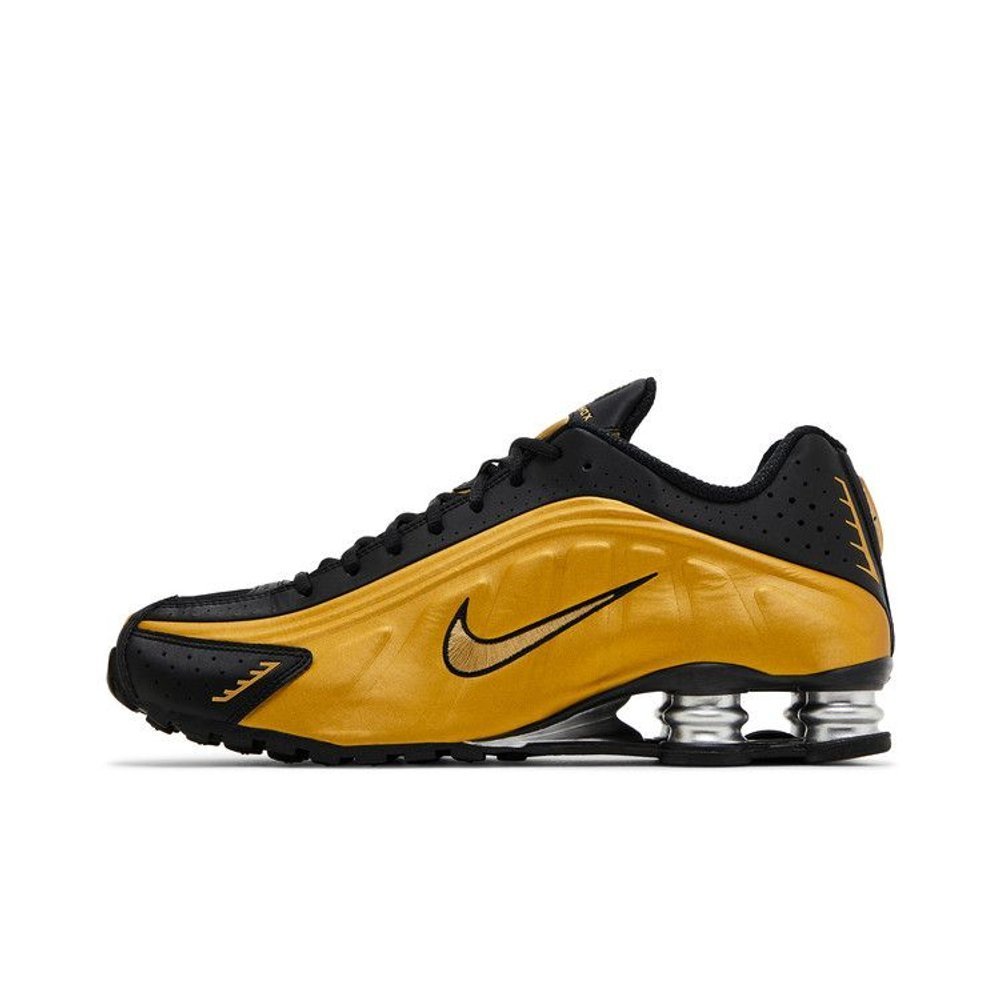 Nike Shox R4 Black Metallic Gold – hlavní pohled | Purekickz