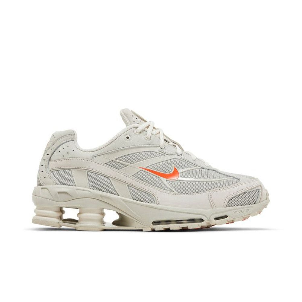 Nike Shox Ride 2 Light Bone Turf Orange – boční pohled | Purekickz