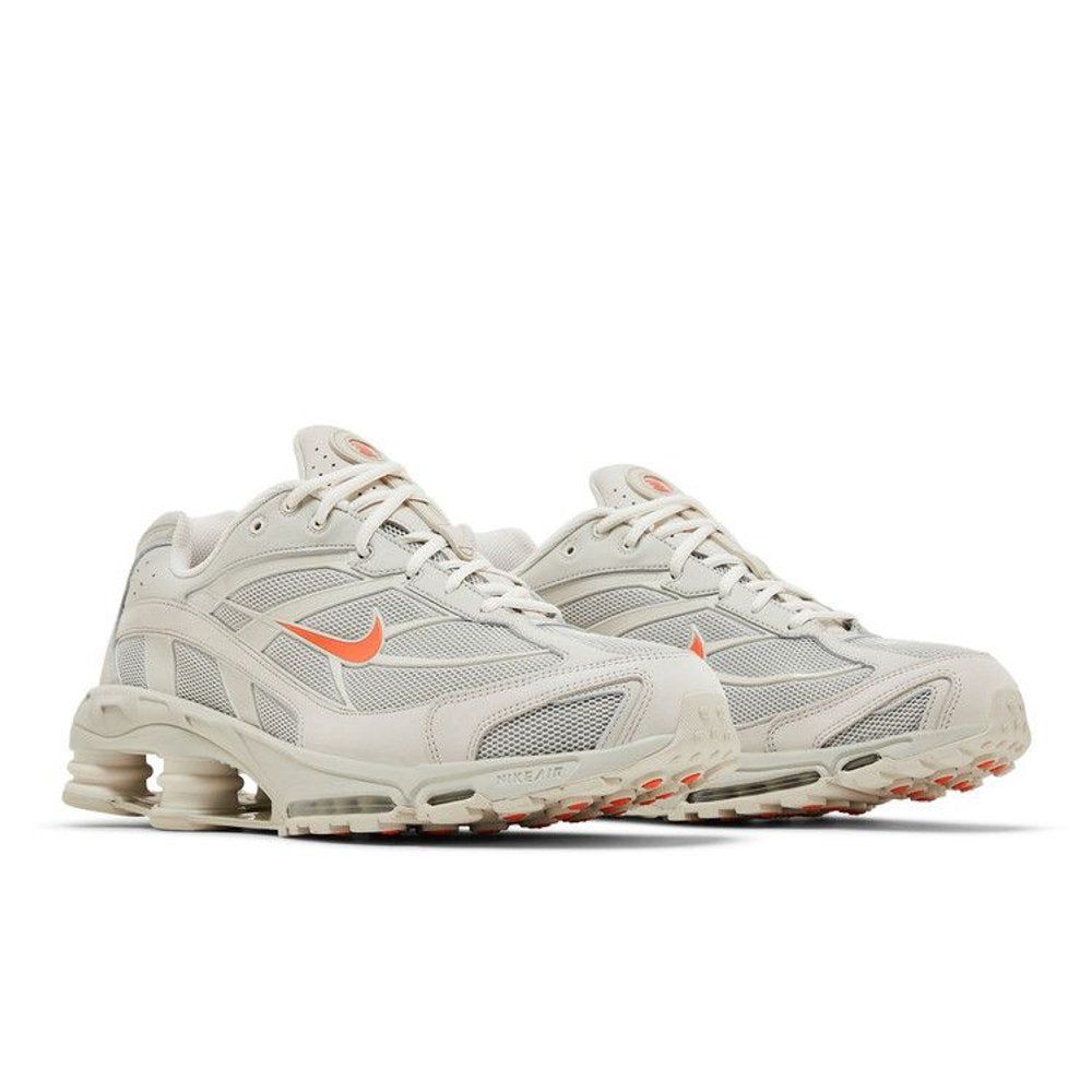 Nike Shox Ride 2 Light Bone Turf Orange – lifestyle foto | Purekickz