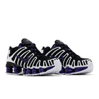 Nike Shox TL 'Black Court Purple' 2020 – lifestyle foto | Purekickz