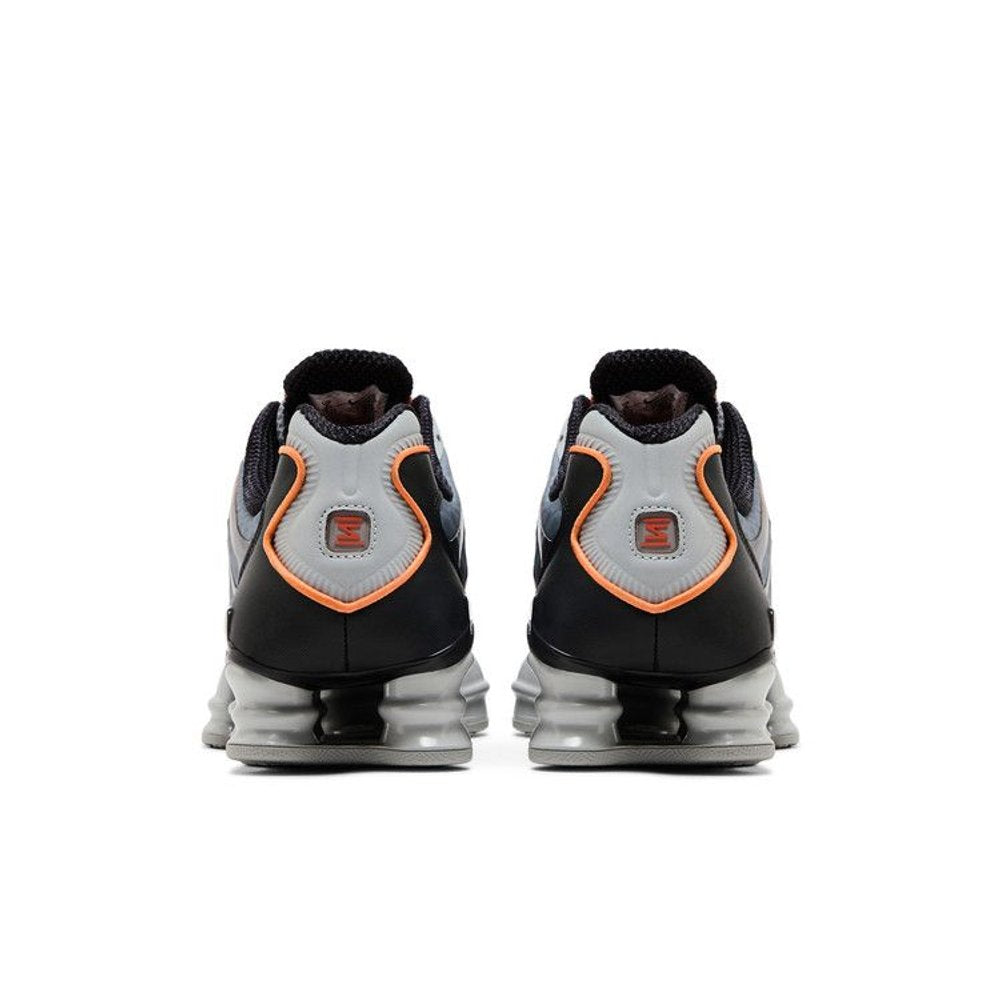 Nike Shox TL 'Light Smoke Bright Mandarin' – podrážka | Purekickz