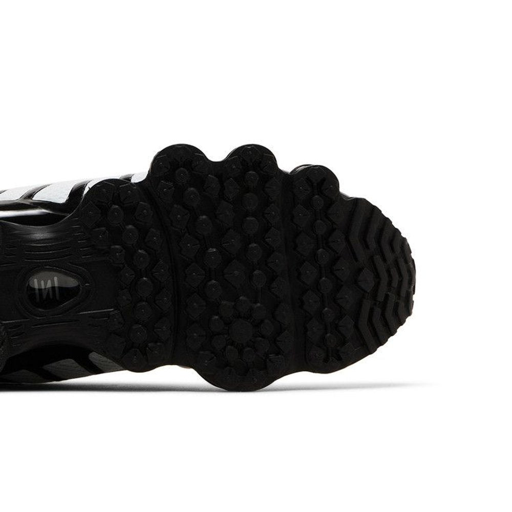 Nike Shox TL Metallic Silver Wolf Grey (W) – pohled shora | Purekickz