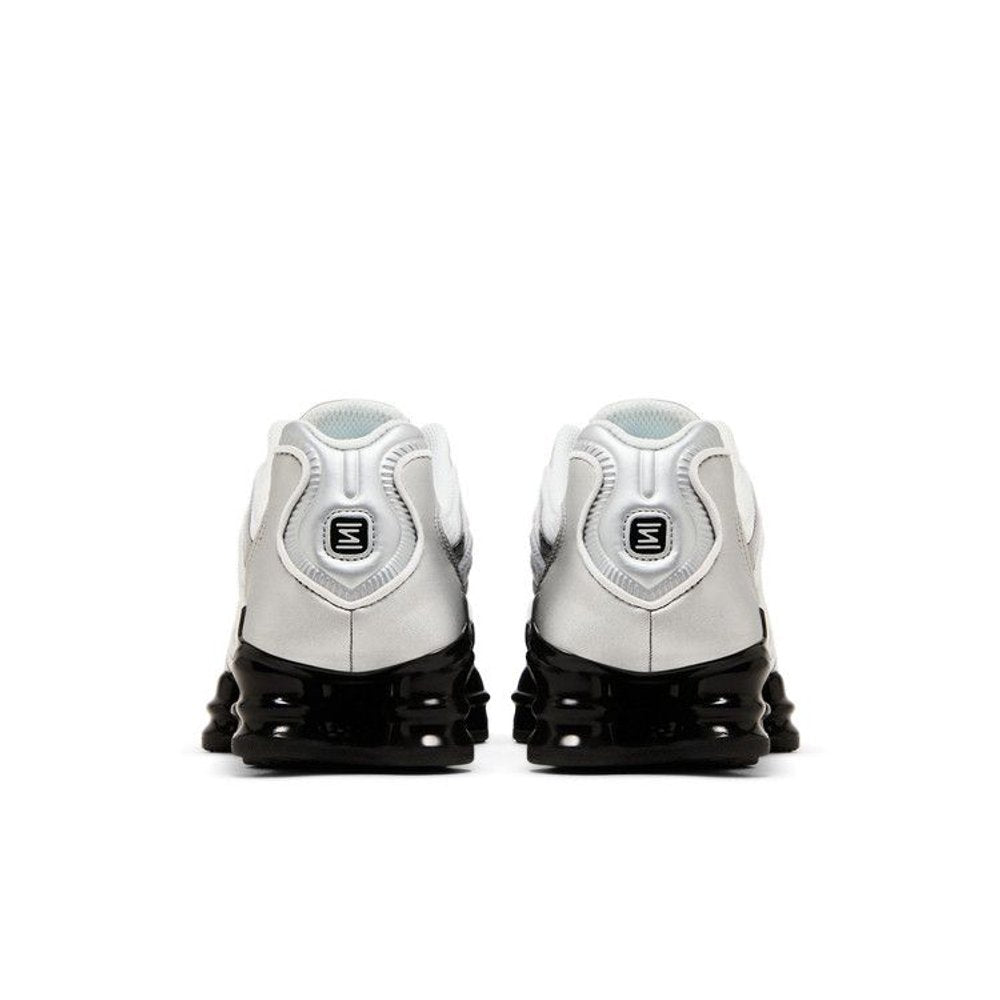 Nike Shox TL Metallic Silver Wolf Grey (W) – podrážka | Purekickz