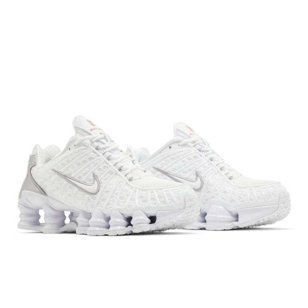 Nike Shox TL White Metallic Silver Max Orange (W) – lifestyle foto | Purekickz