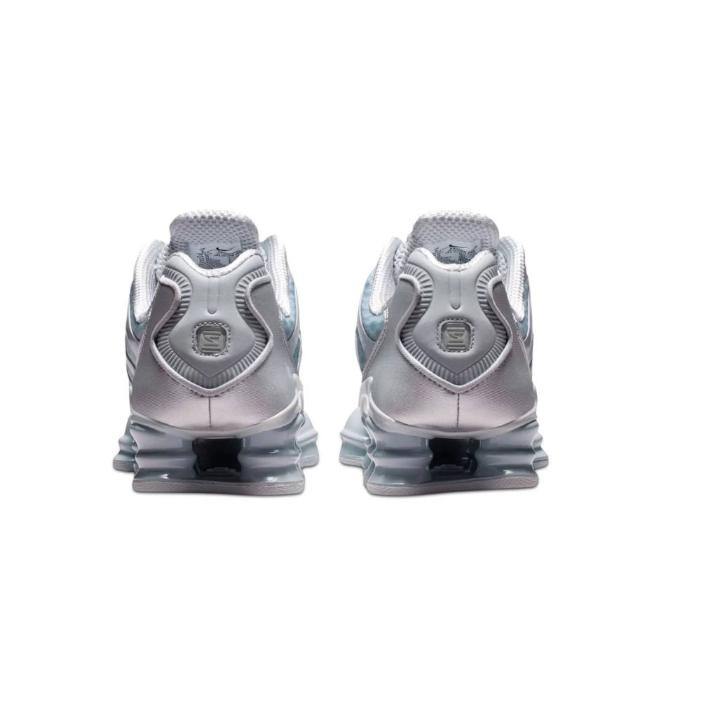 Nike Shox TL Wolf Grey Metallic Silver (W) – zadní pohled | Purekickz