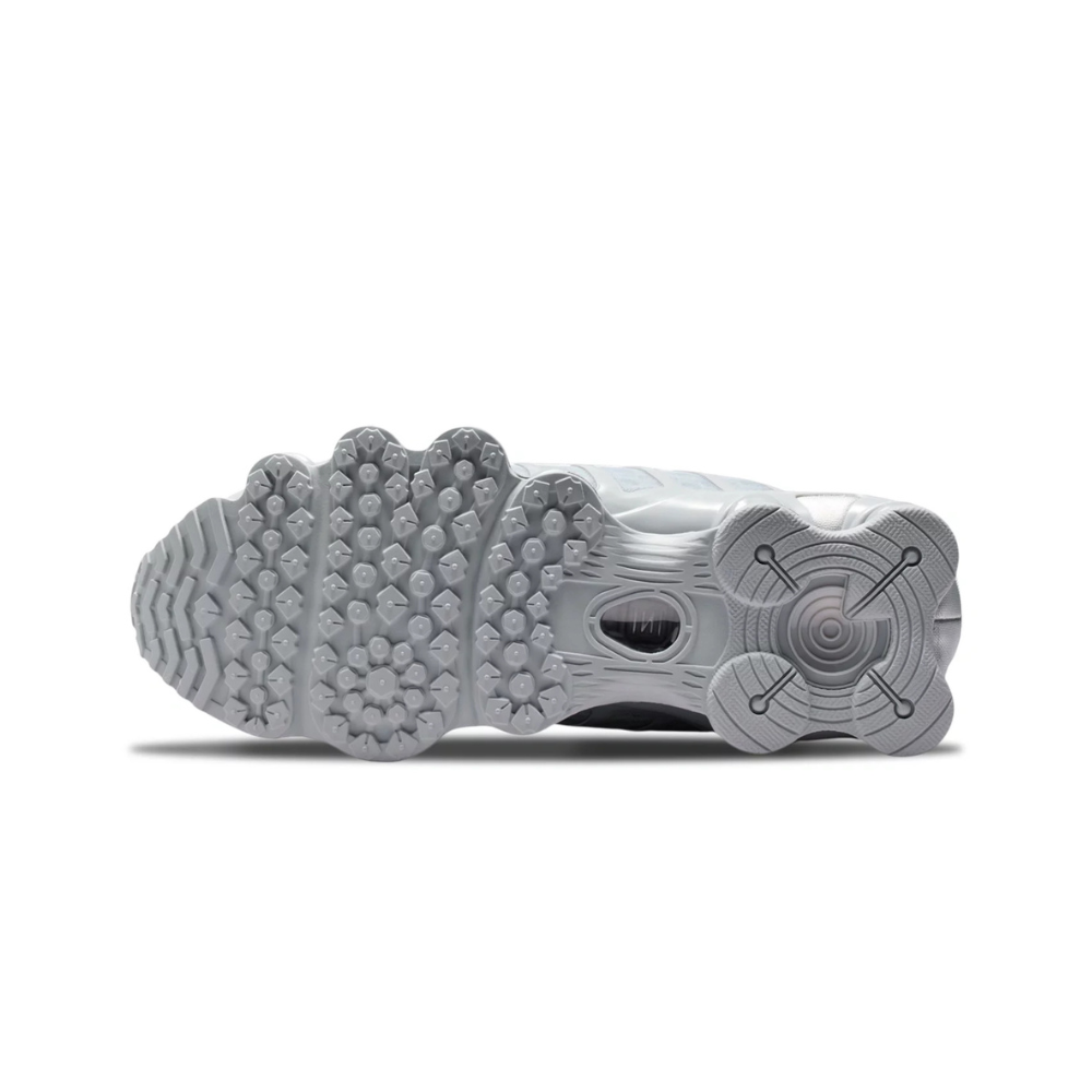 Nike Shox TL Wolf Grey Metallic Silver (W) – pohled shora | Purekickz
