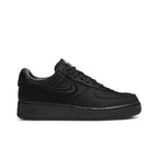 Nike Stussy x Air Force 1 Low Triple Black – boční pohled | Purekickz