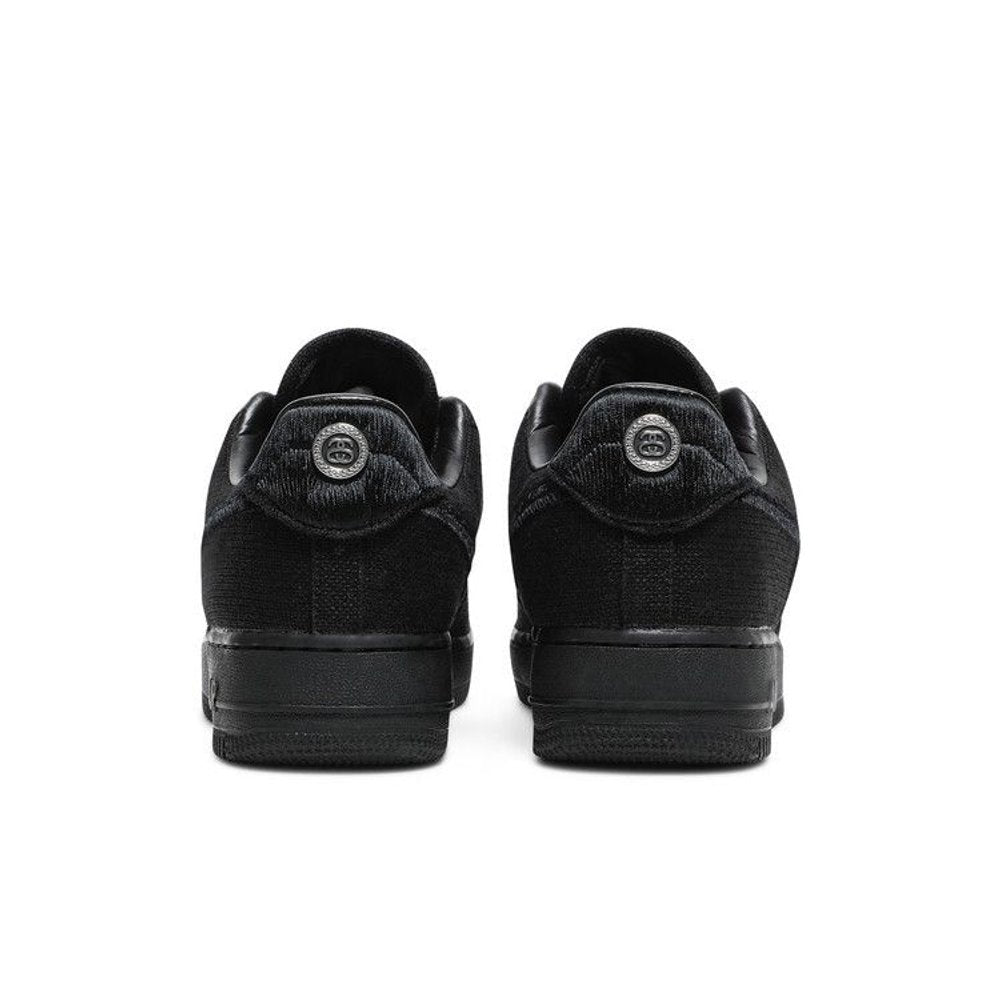 Nike Stussy x Air Force 1 Low Triple Black – podrážka | Purekickz