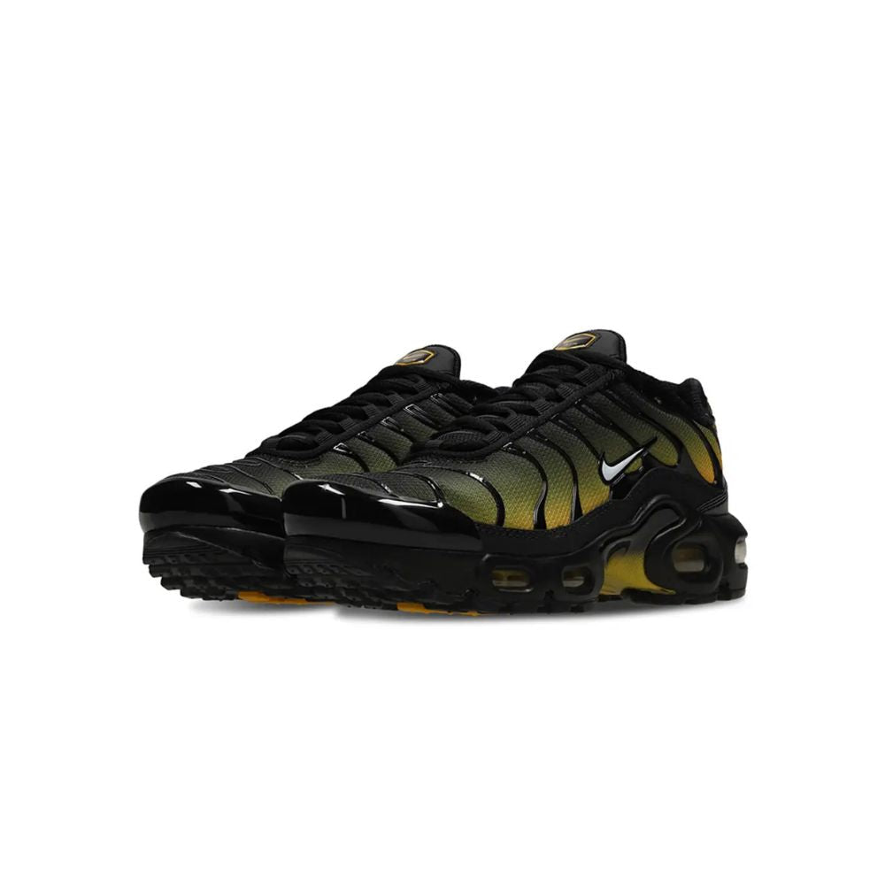 Nike TN Air Max Plus Black University Gold (GS) – boční pohled | Purekickz