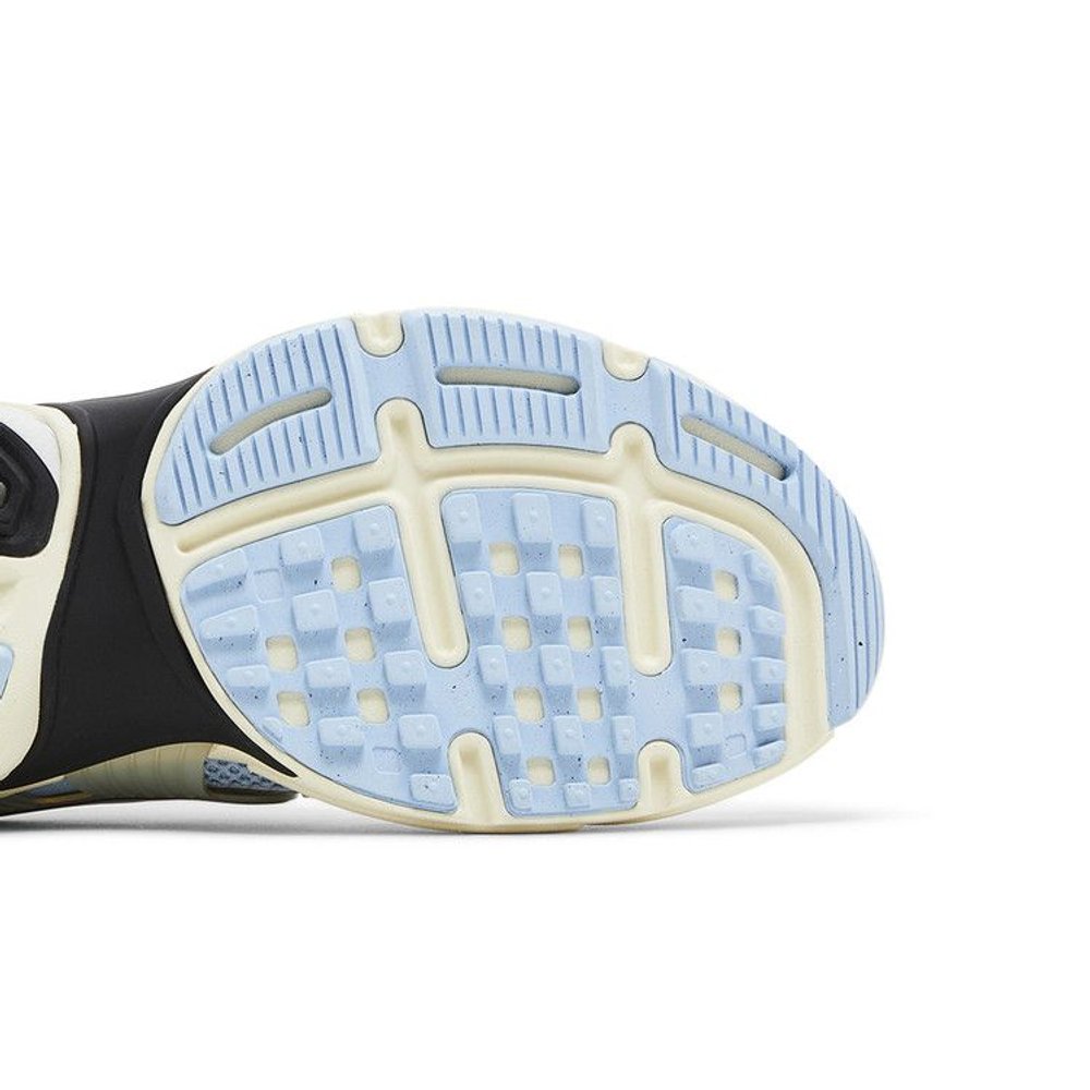 Nike V2K Run Psychic Blue – pohled shora | Purekickz