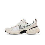 Nike V2K Run Summit White Light Orewood Brown (W) – hlavní pohled | Purekickz