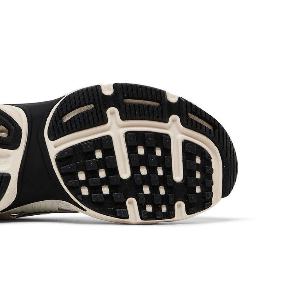 Nike V2K Run Summit White Light Orewood Brown (W) – pohled shora | Purekickz