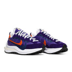 Nike Vaporwaffle sacai Dark Iris Homme – lifestyle foto | Purekickz