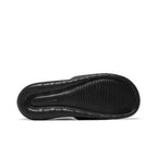 Nike Victori One Slide Triple Black – zadní pohled | Purekickz