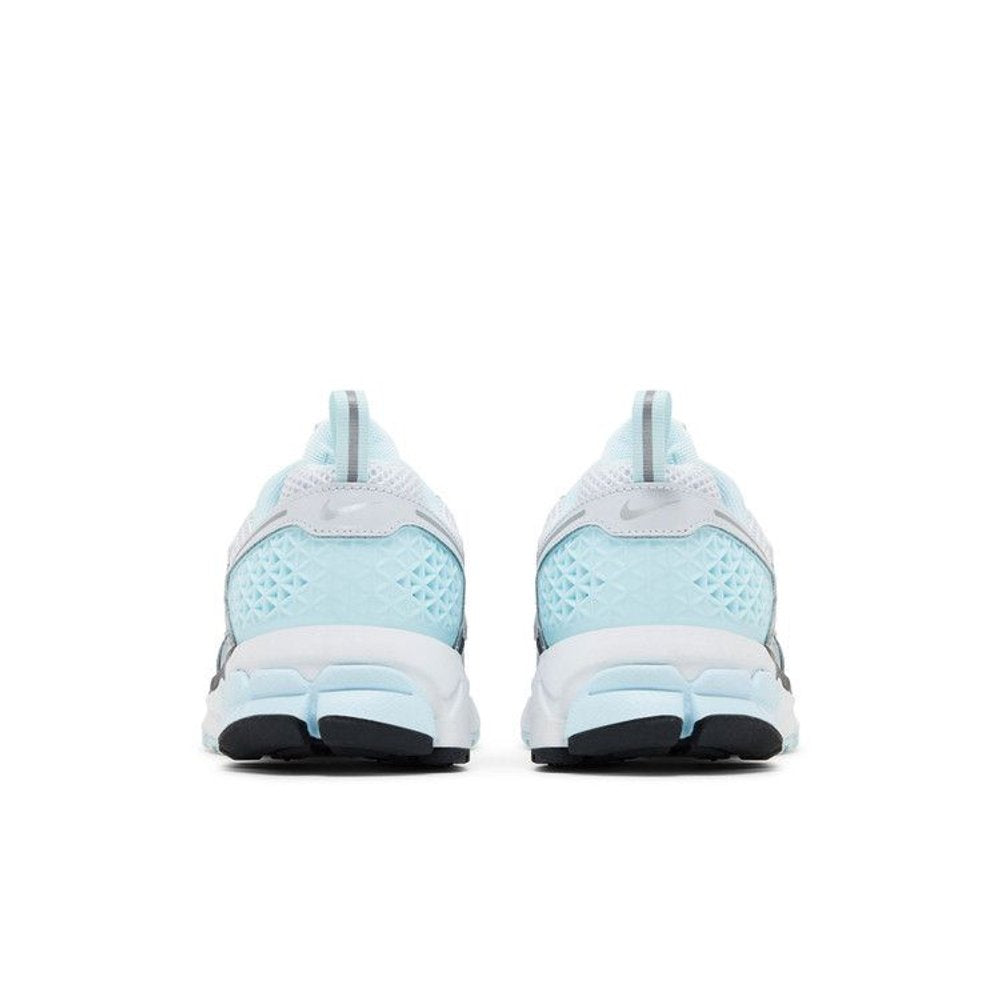 Nike Vomero 5 Pure Platinum Glacier Blue Wolf Grey Metallic Silver (GS) – podrážka | Purekickz