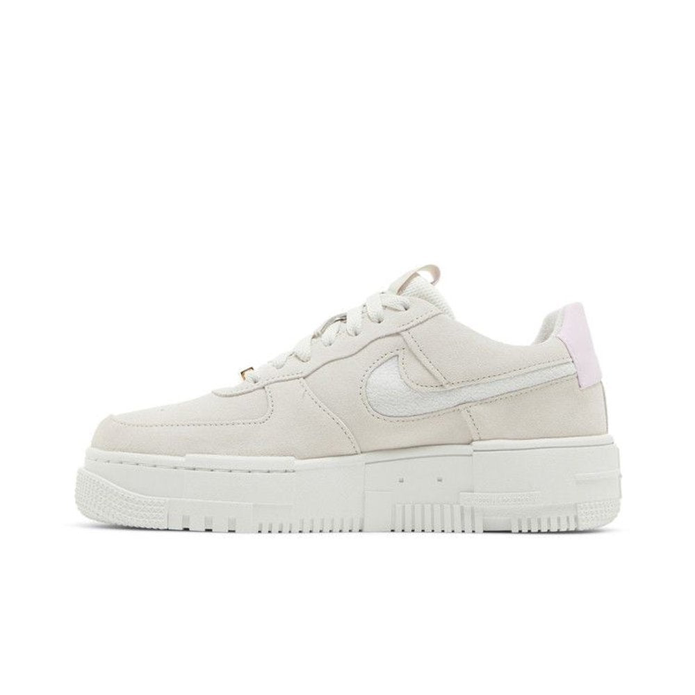 Nike Wmns Air Force 1 Pixel Light Bone Regal Pink – hlavní pohled | Purekickz