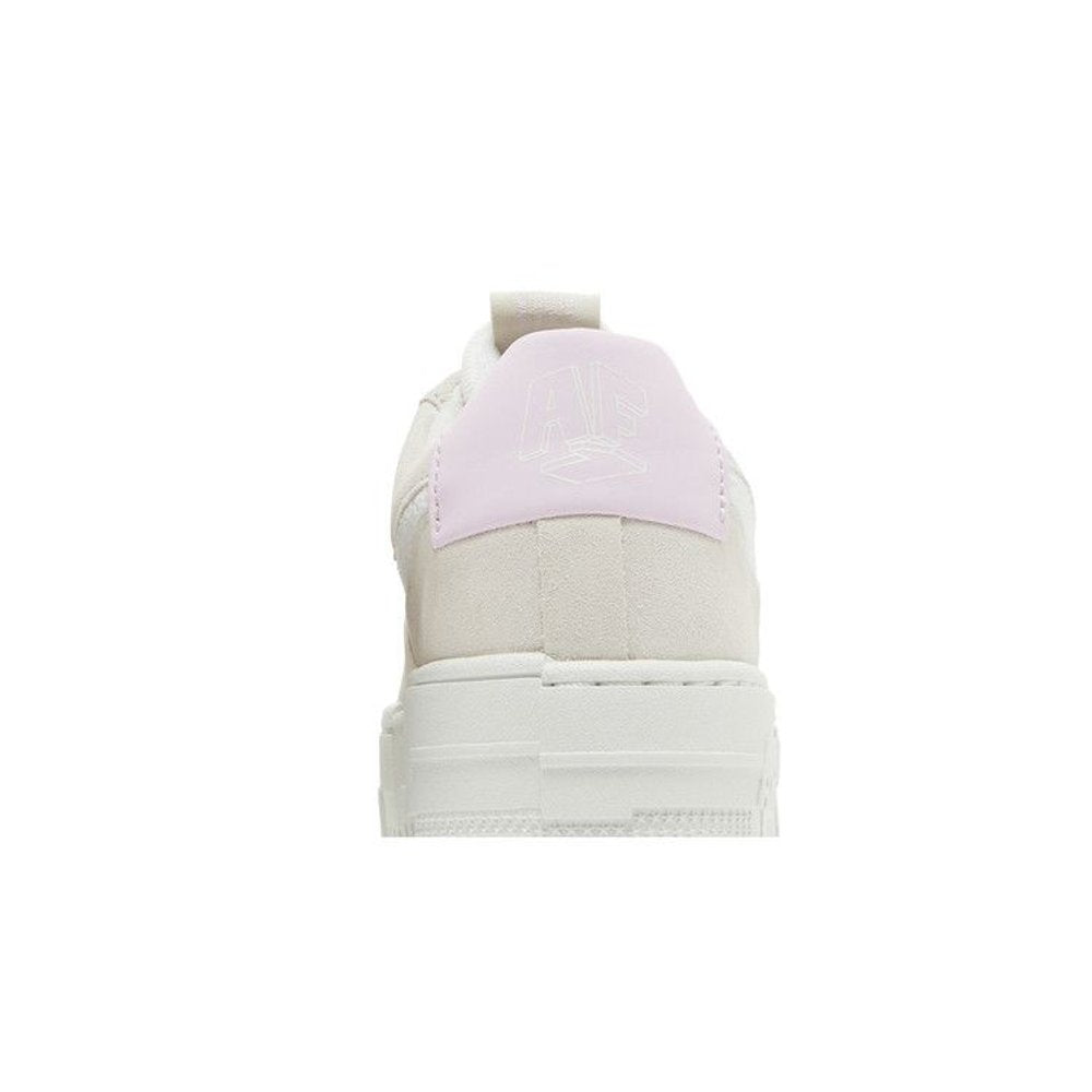 Nike Wmns Air Force 1 Pixel Light Bone Regal Pink – detail materiálu | Purekickz