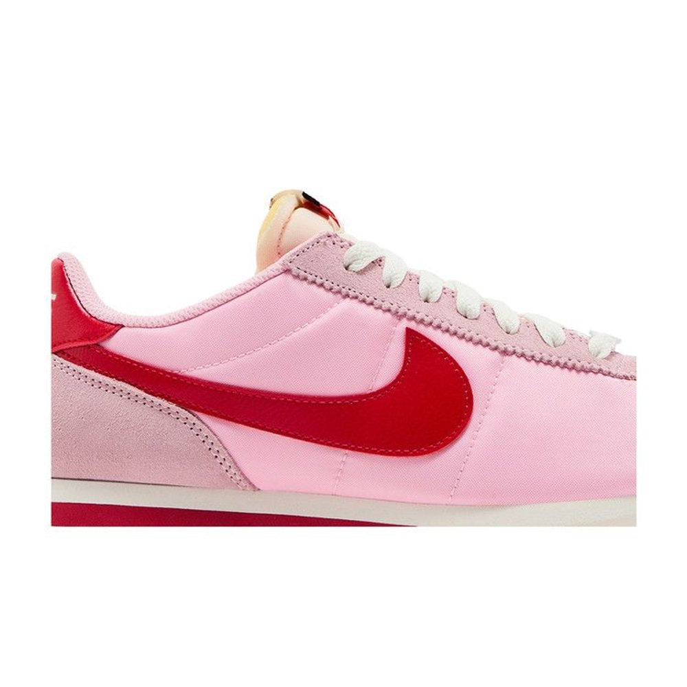 Nike Wmns Cortez TXT 'Soft Pink Fire Red' – detail | Purekickz